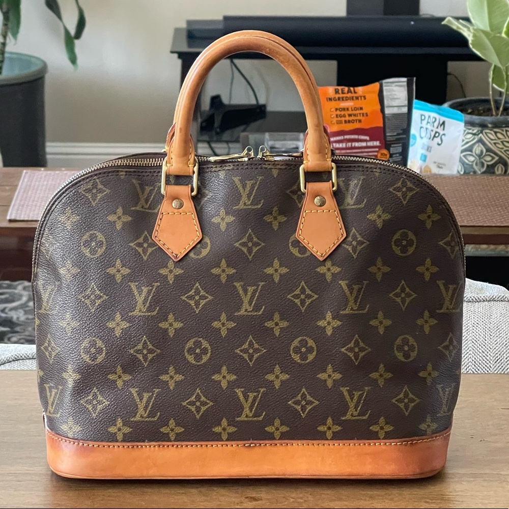 Louis Vuitton Alma PM